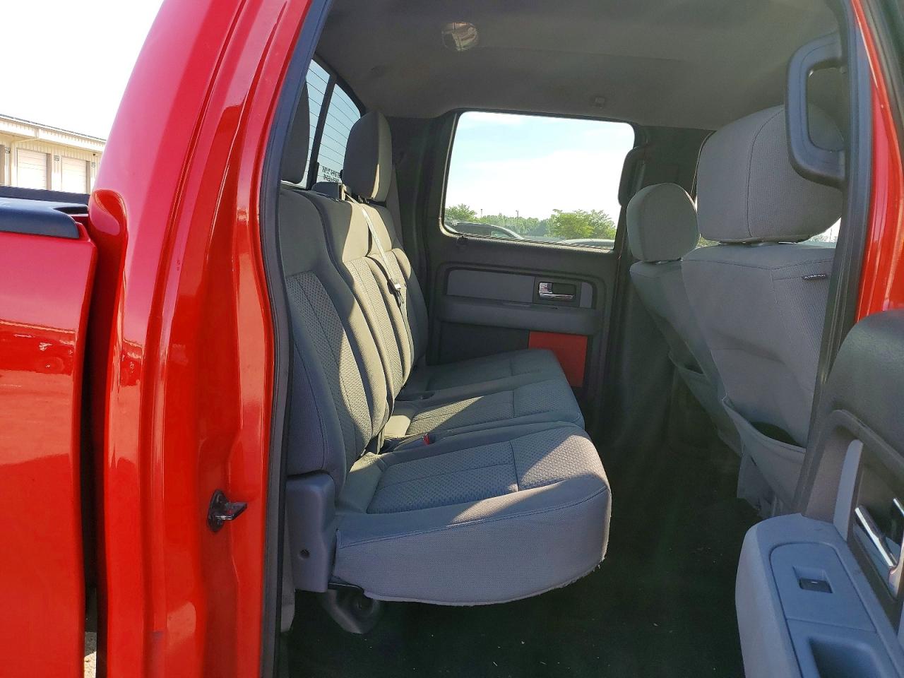 2012 FORD F150