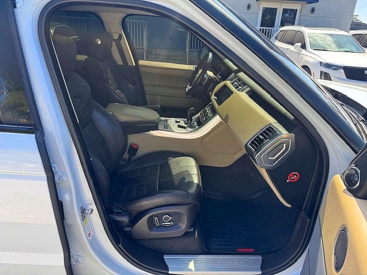 2017 LAND ROVER RANGEROVER