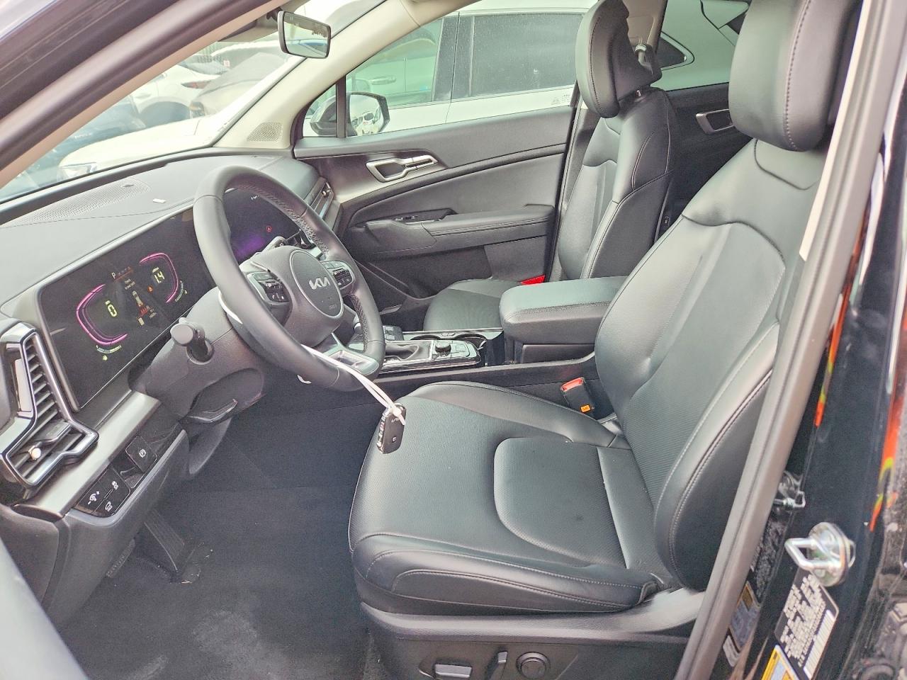 2025 KIA SPORTAGE E