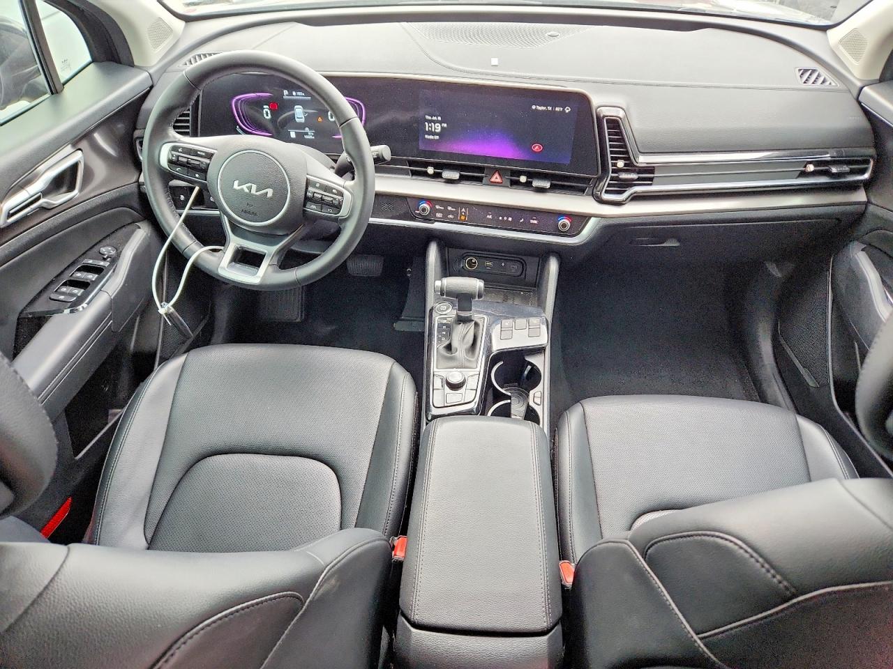 2025 KIA SPORTAGE E