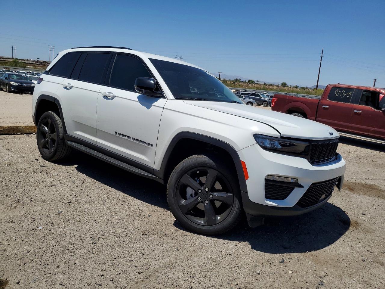 2023 JEEP CHEROKEE