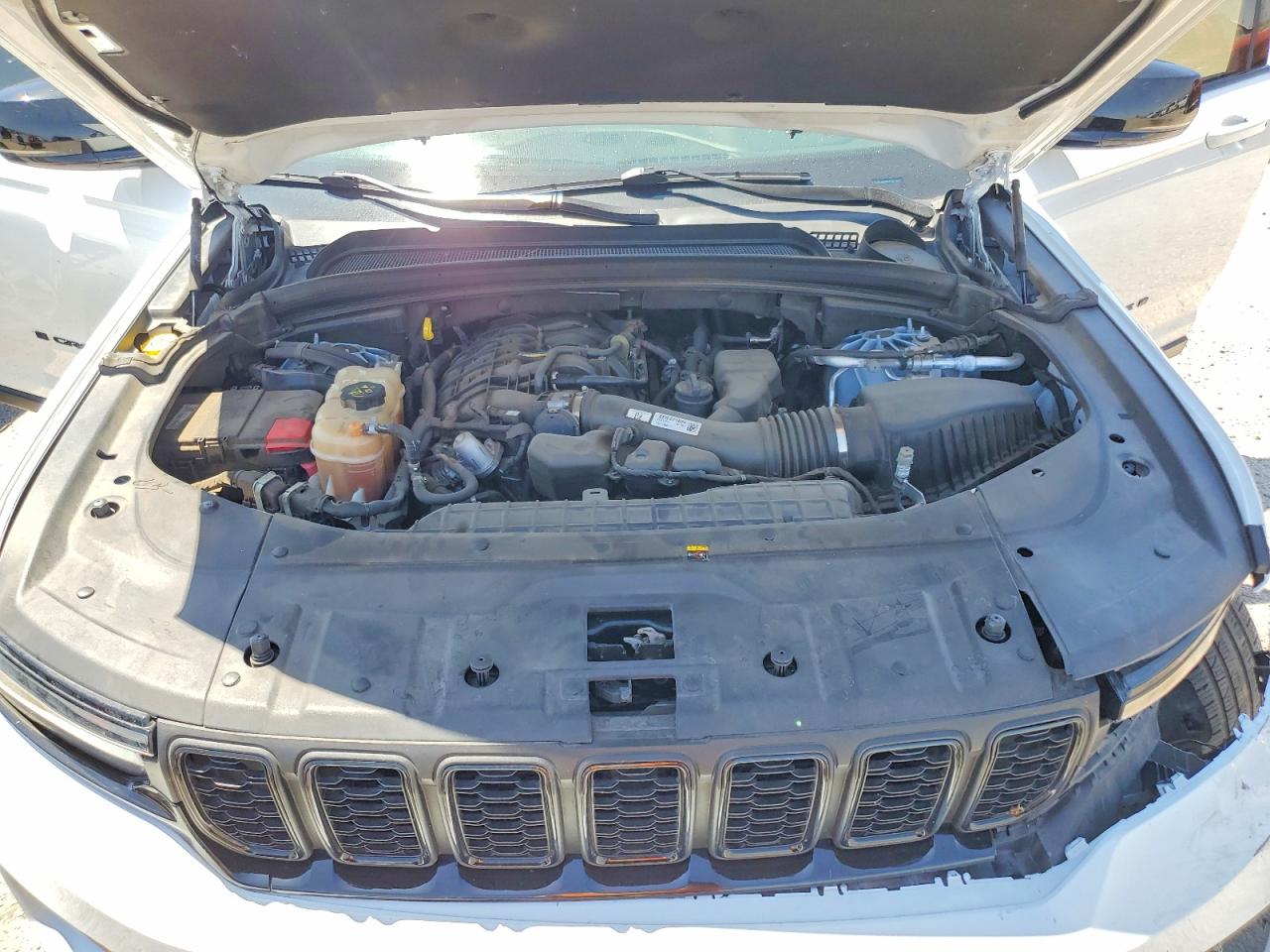 2023 JEEP CHEROKEE