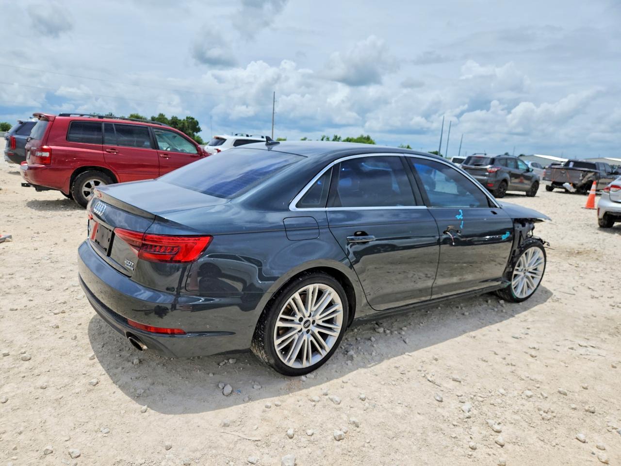 2017 AUDI A4