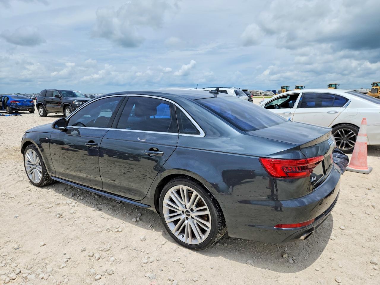 2017 AUDI A4