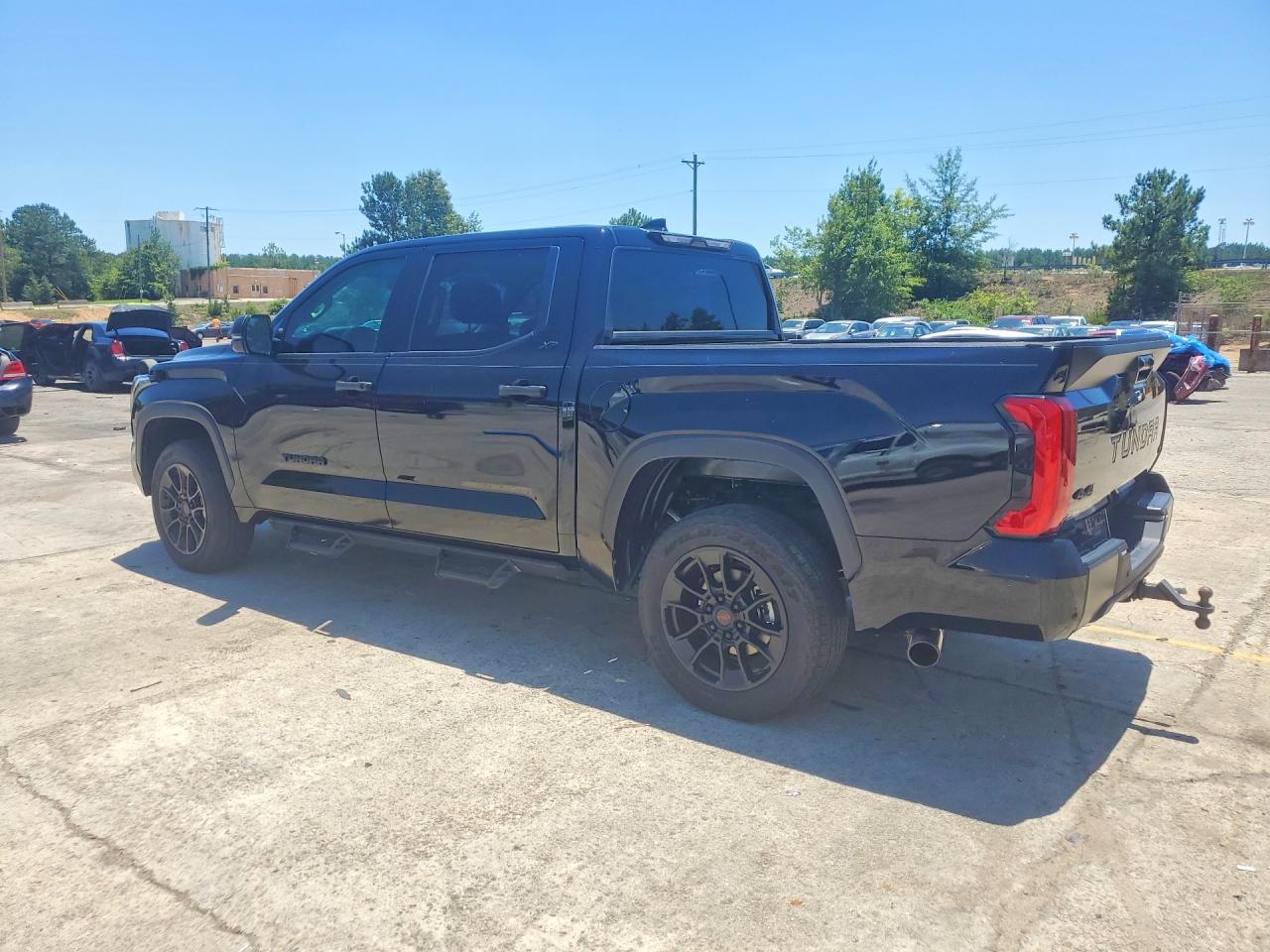 2024 TOYOTA TUNDRA