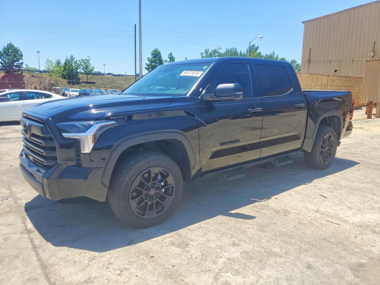 2024 TOYOTA TUNDRA