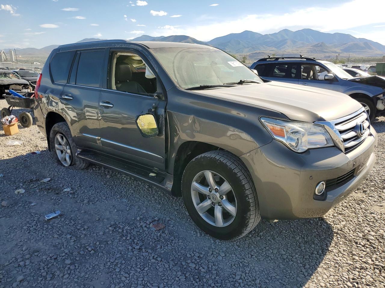 2013 LEXUS GX