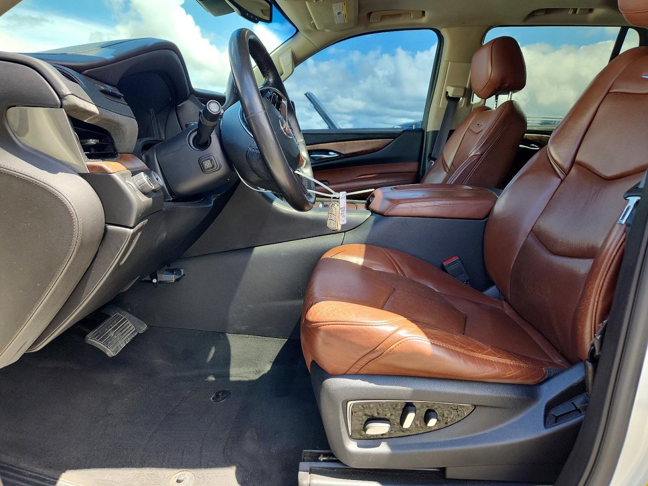 2015 CADILLAC ESCALADE