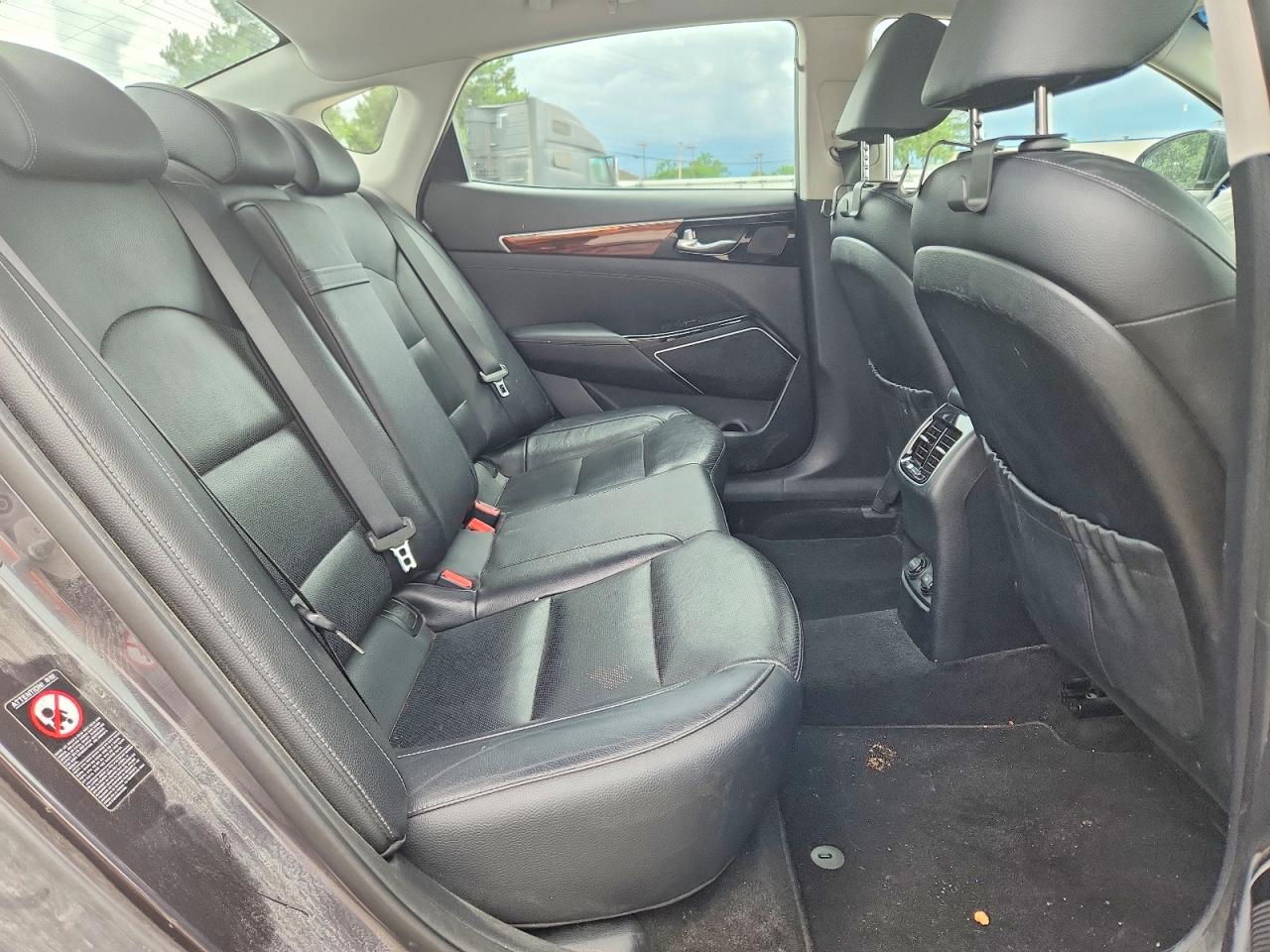 2017 KIA CADENZA
