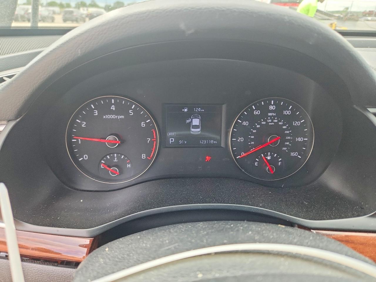 2017 KIA CADENZA