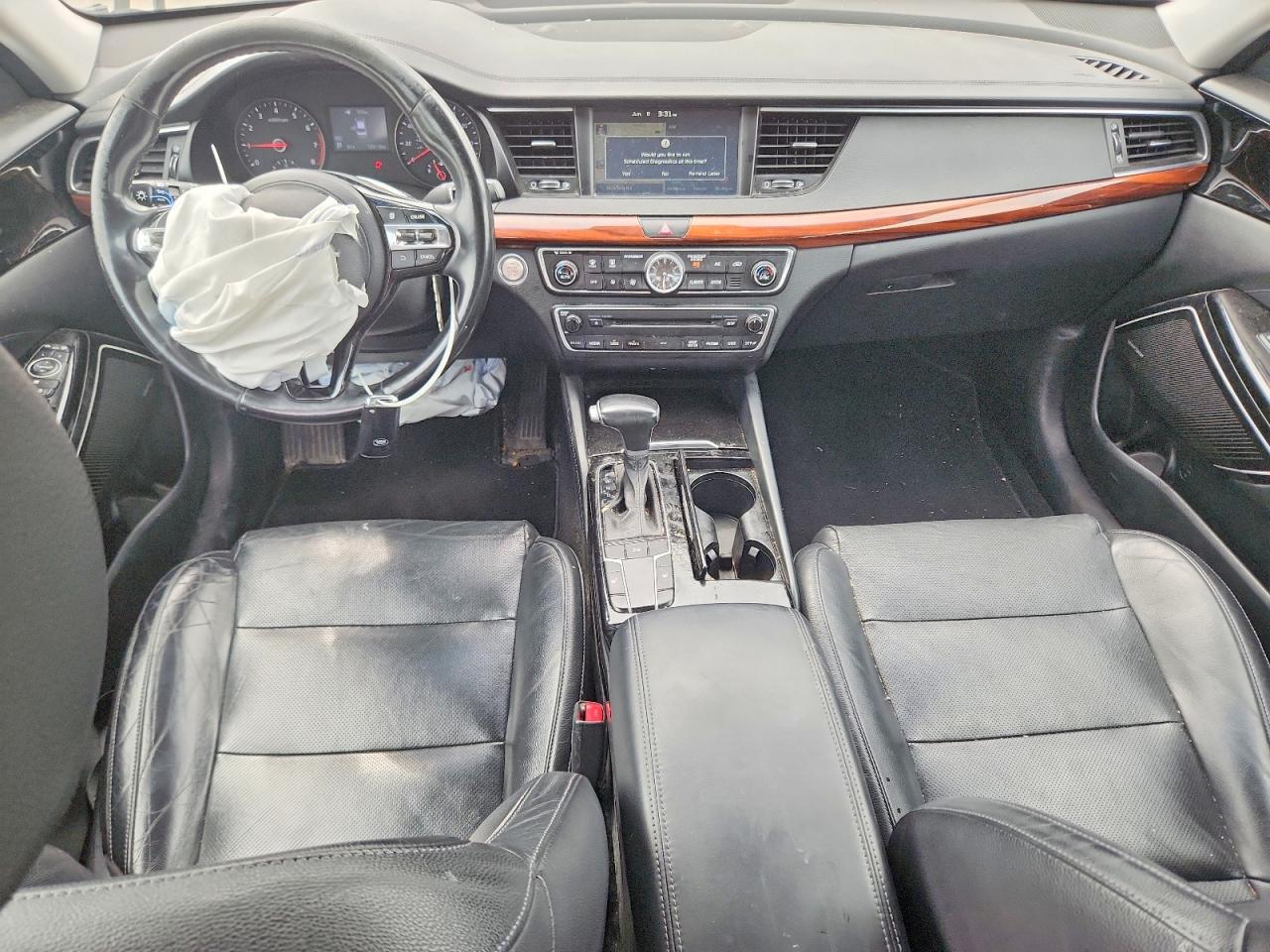 2017 KIA CADENZA