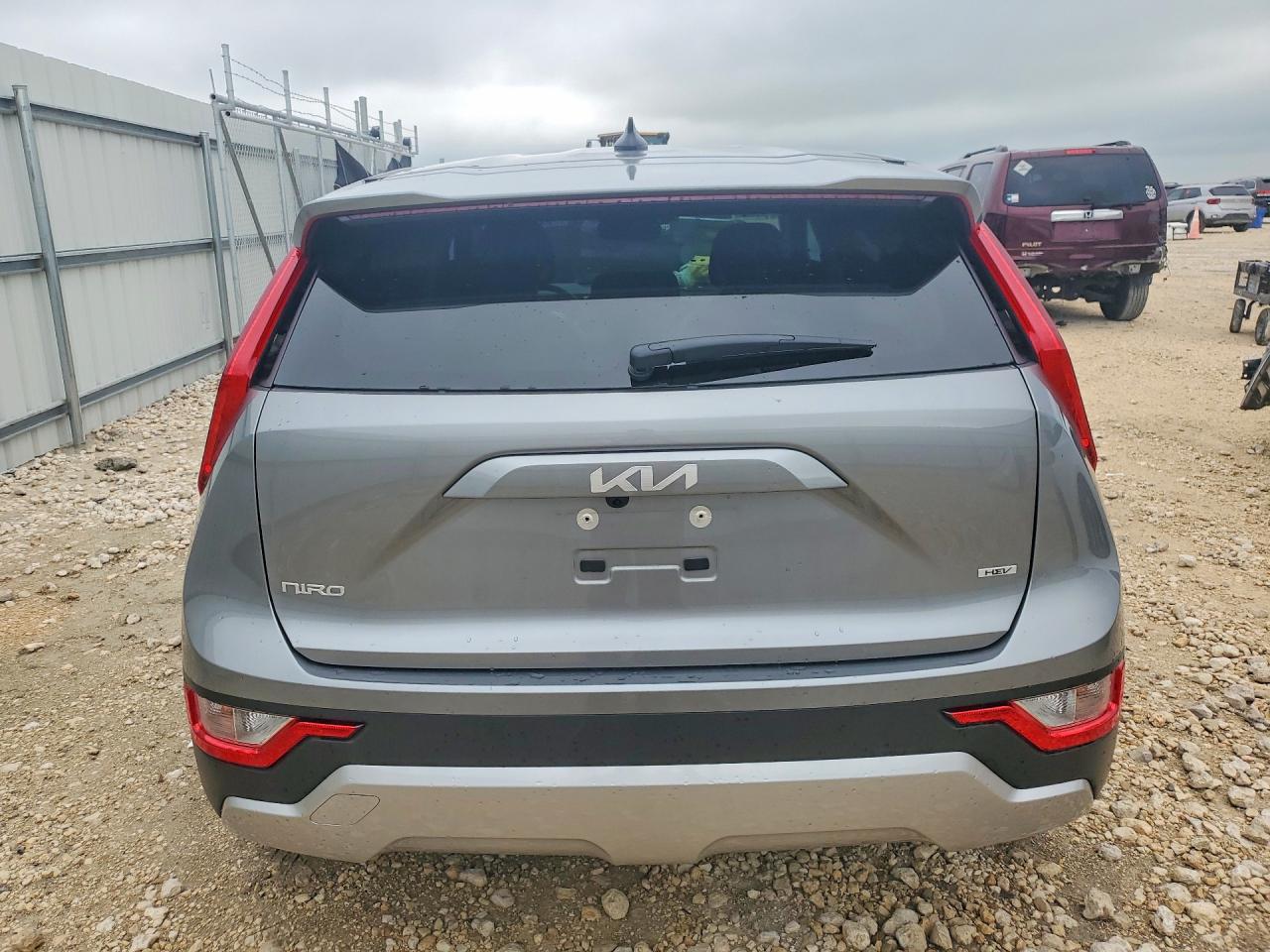 2026 KIA NIRO
