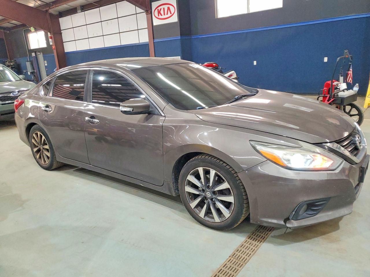 2017 NISSAN ALTIMA