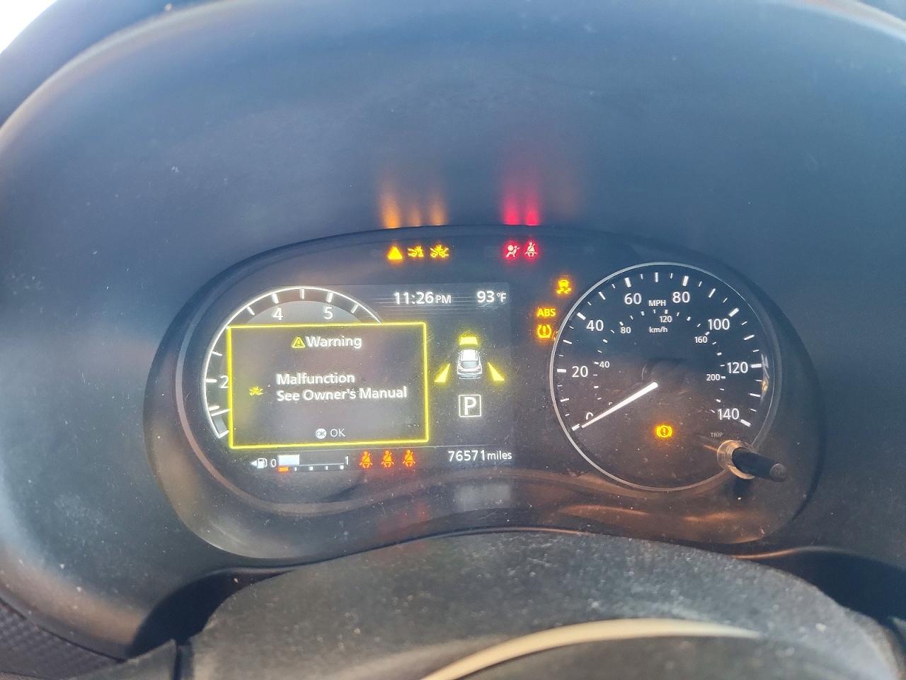 2021 NISSAN KICKS