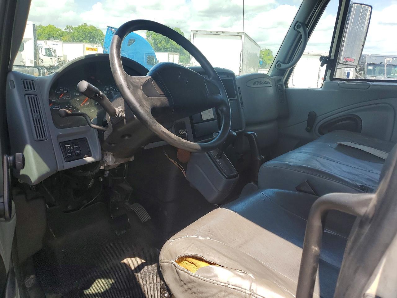 2006 INTERNATIONAL 4000 SERIE