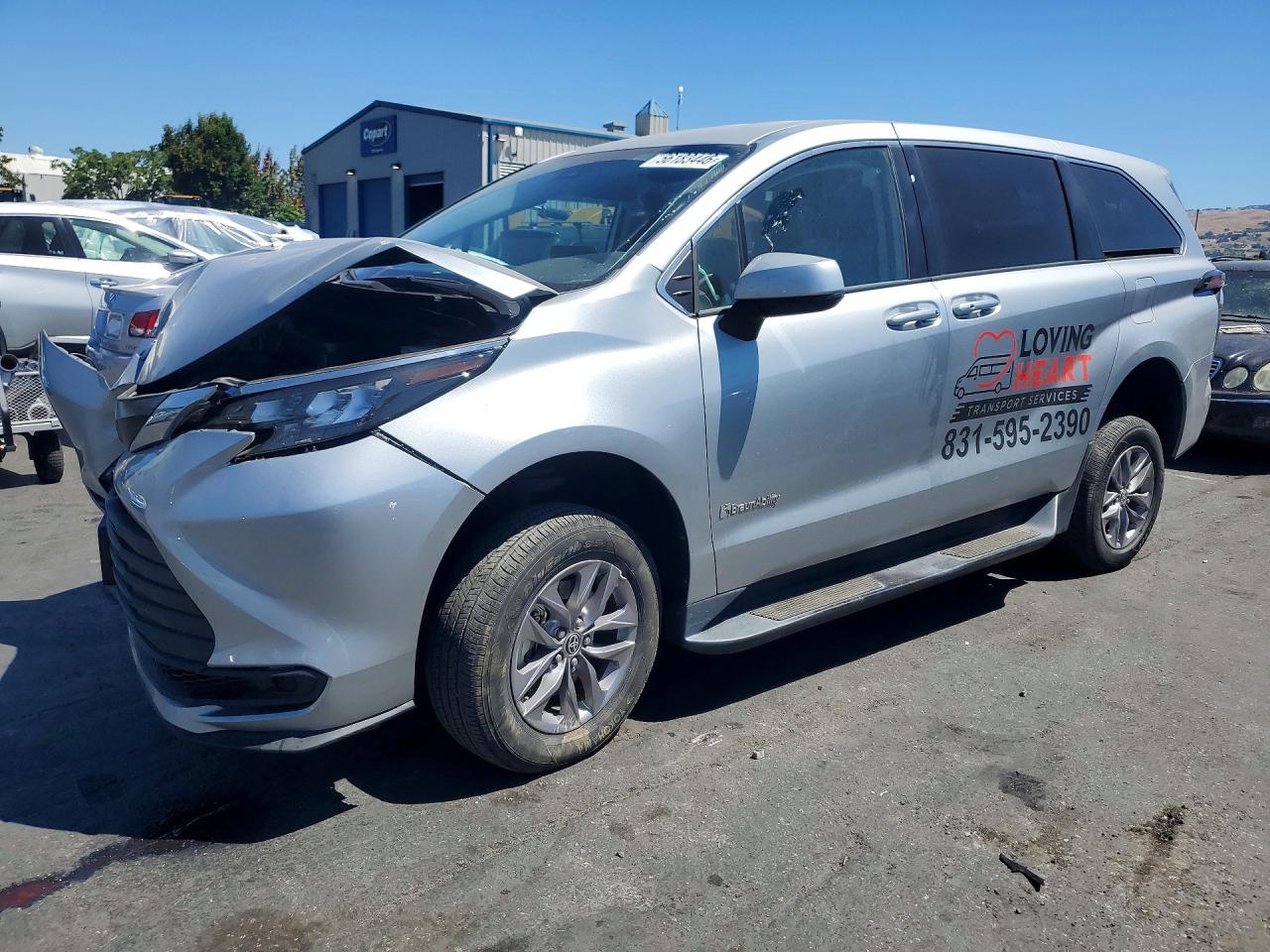 2024 TOYOTA SIENNA