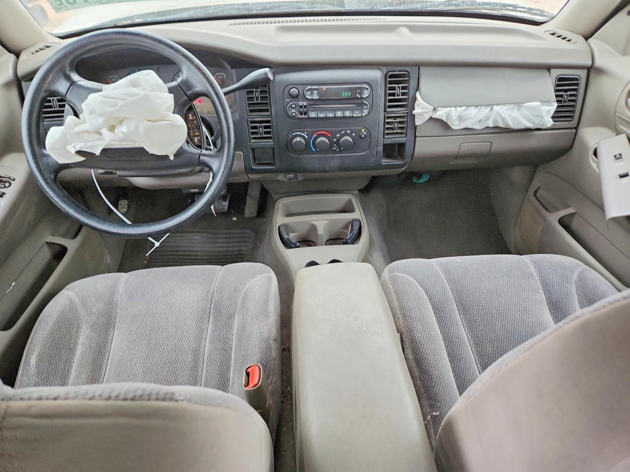 2002 DODGE DAKOTA