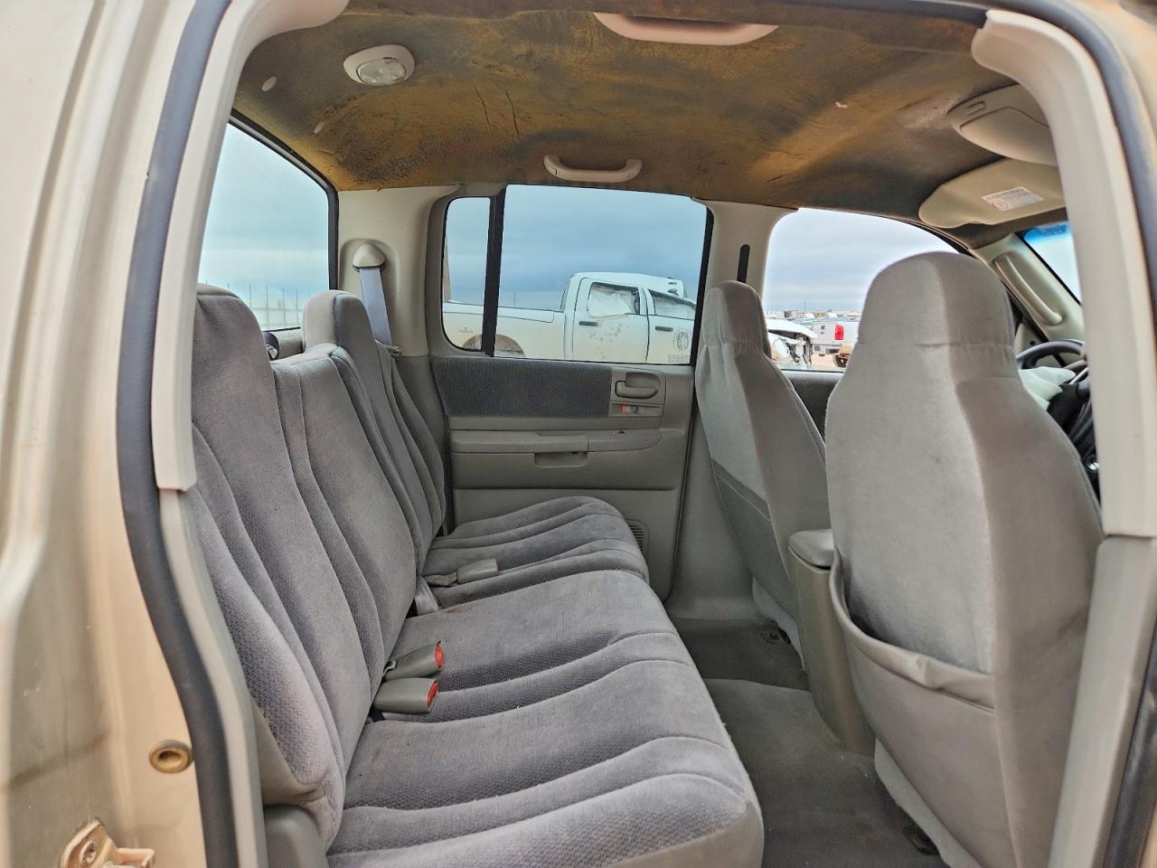 2002 DODGE DAKOTA