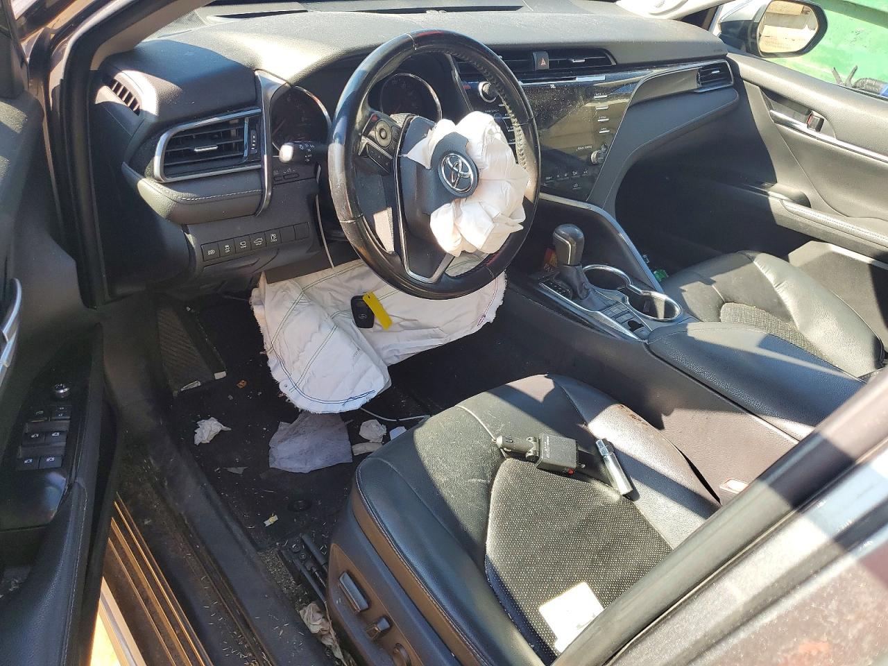 2019 TOYOTA CAMRY