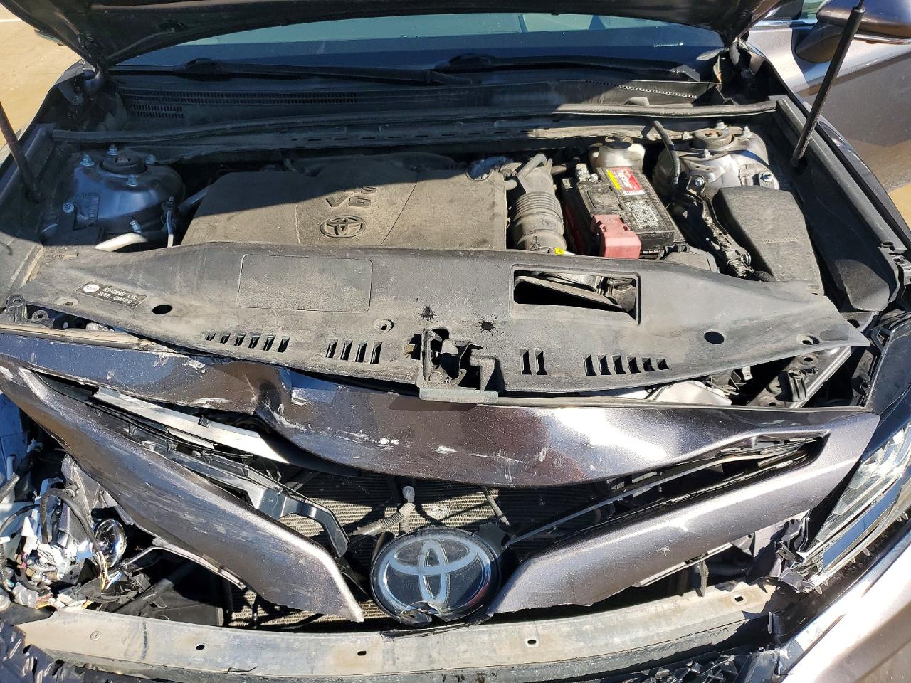 2019 TOYOTA CAMRY