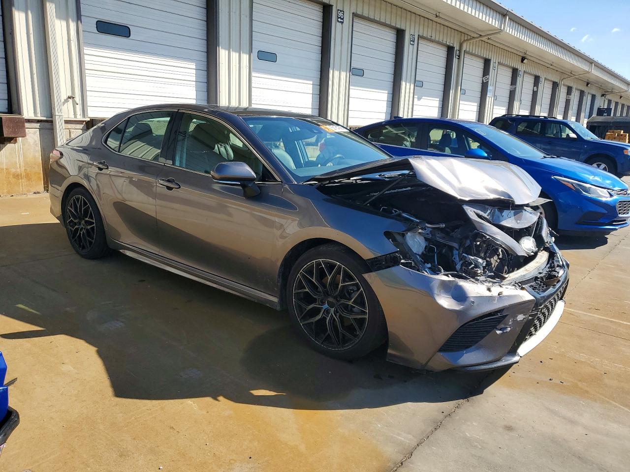 2019 TOYOTA CAMRY