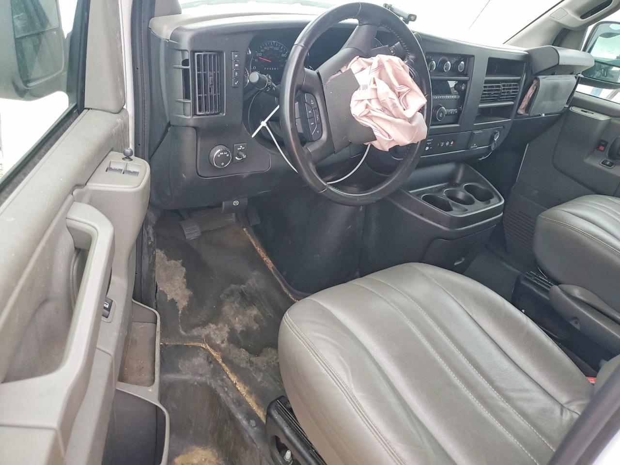 2023 CHEVROLET EXPRESS