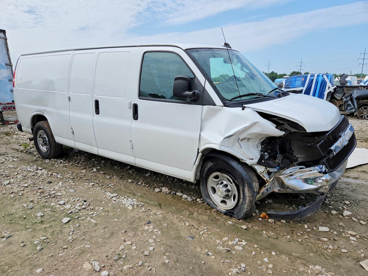 2023 CHEVROLET EXPRESS