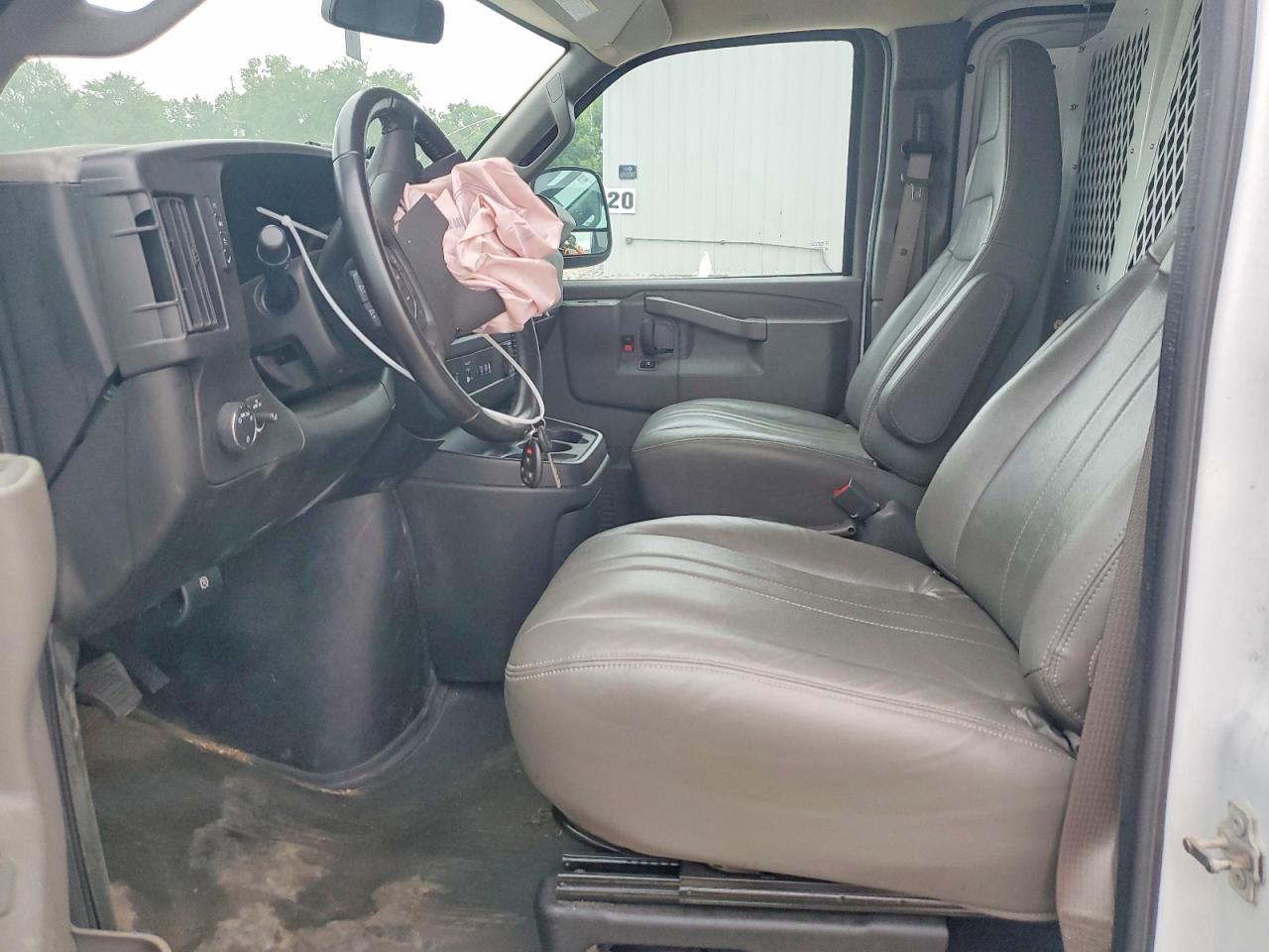 2023 CHEVROLET EXPRESS