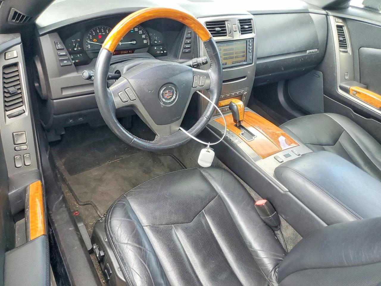 2004 CADILLAC XLR