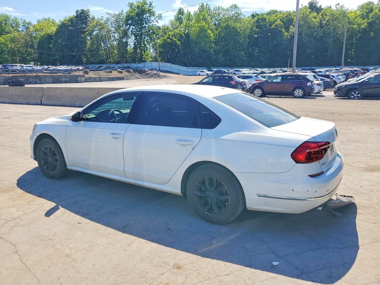 2018 VOLKSWAGEN PASSAT