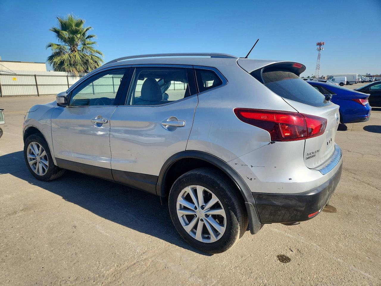 2018 NISSAN ROGUE