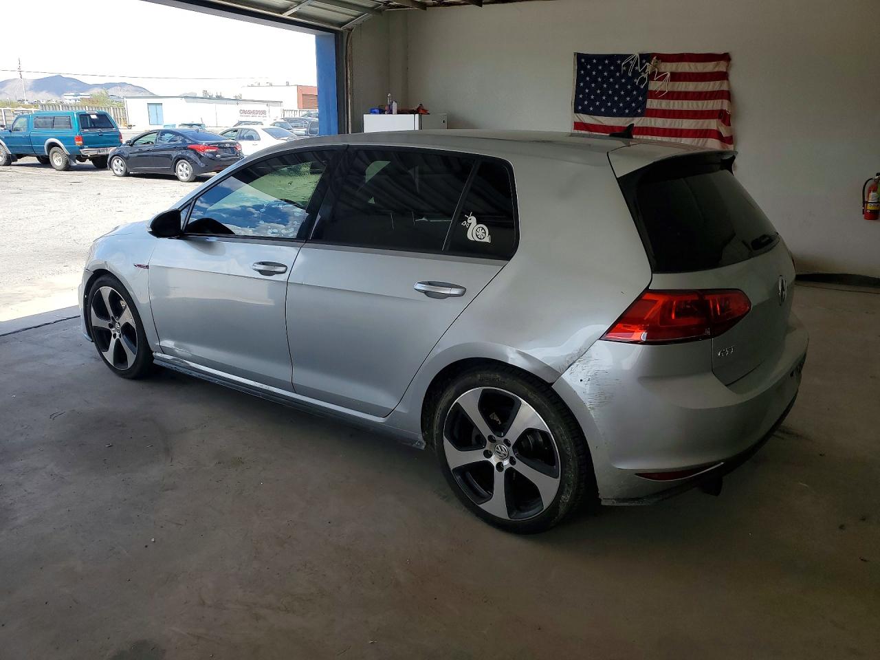 2017 VOLKSWAGEN GTI