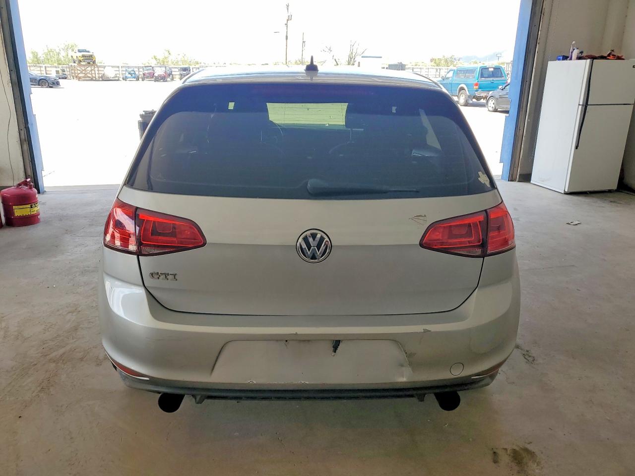 2017 VOLKSWAGEN GTI