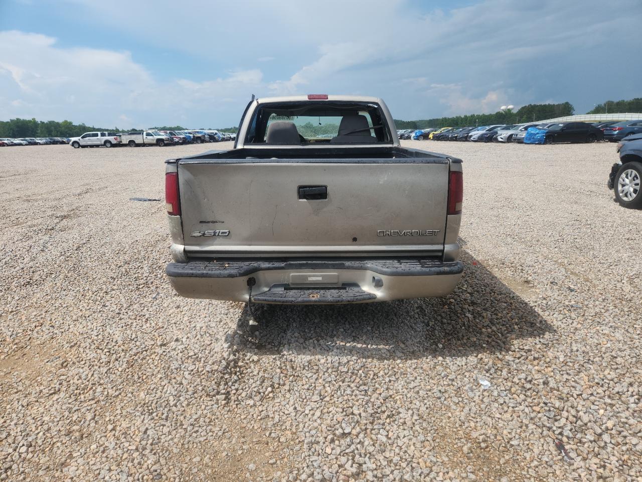 2003 CHEVROLET S10