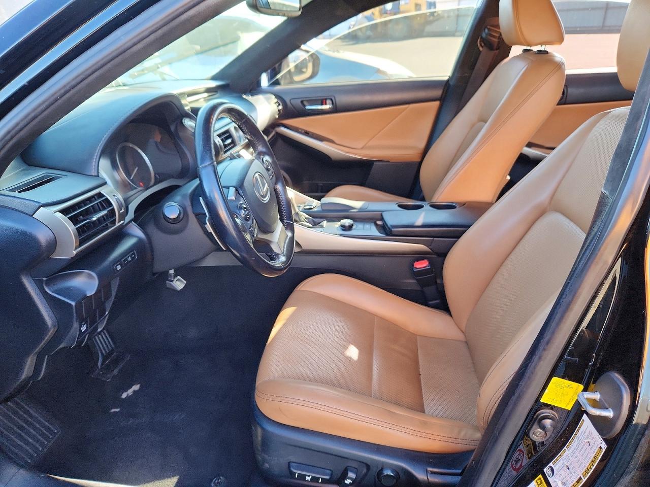 2015 LEXUS IS