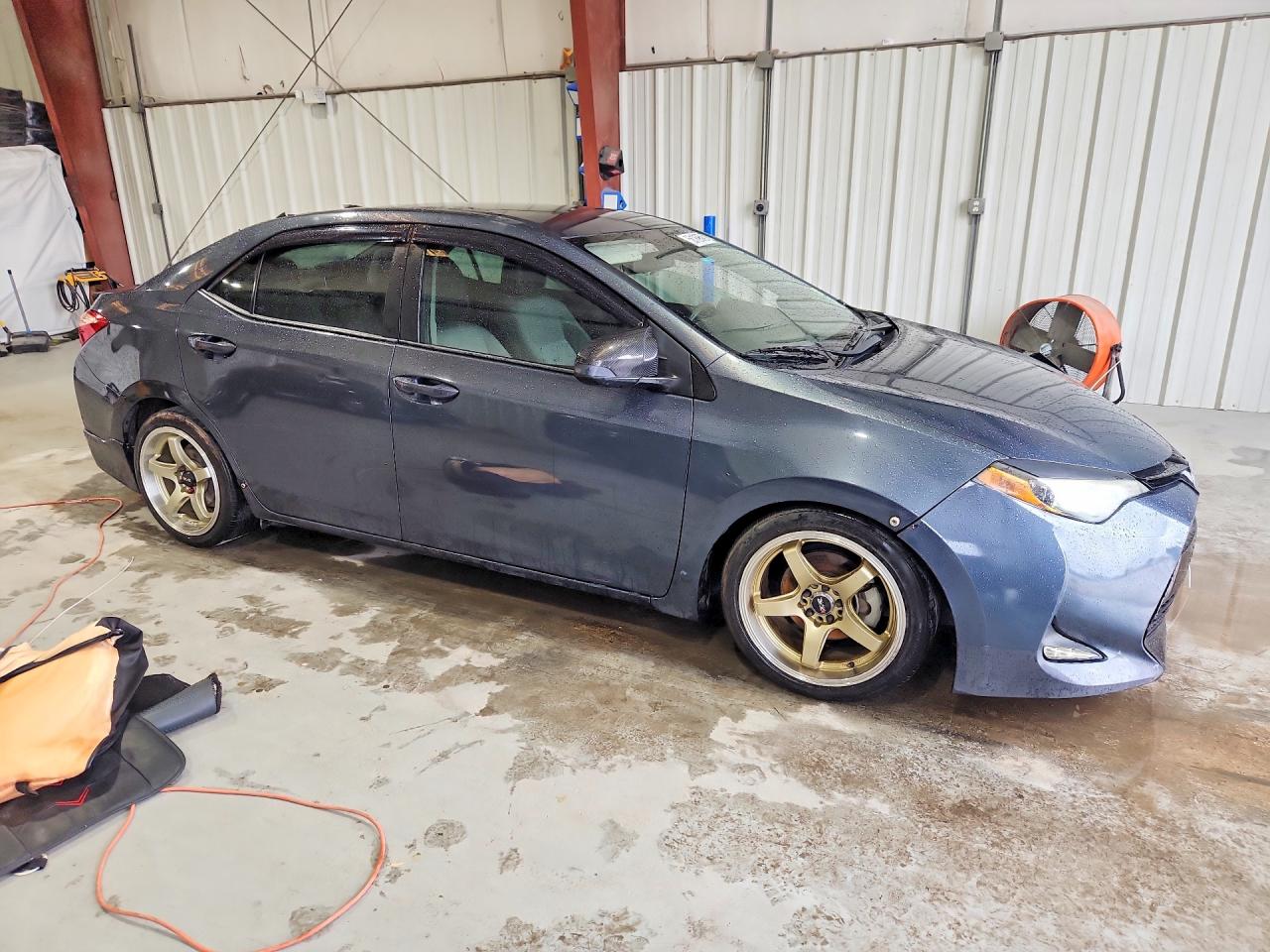 2018 TOYOTA COROLLA