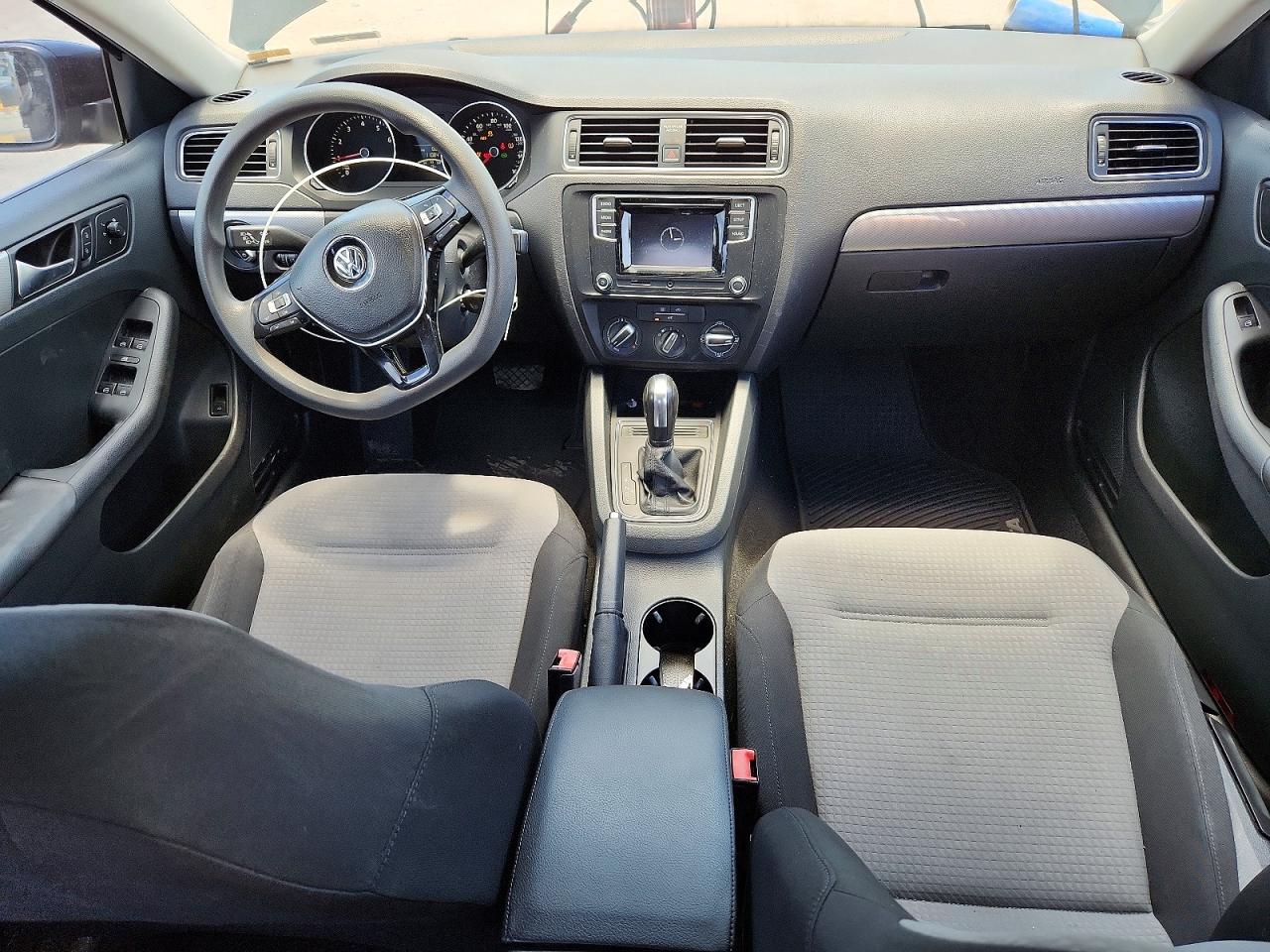 2017 VOLKSWAGEN JETTA