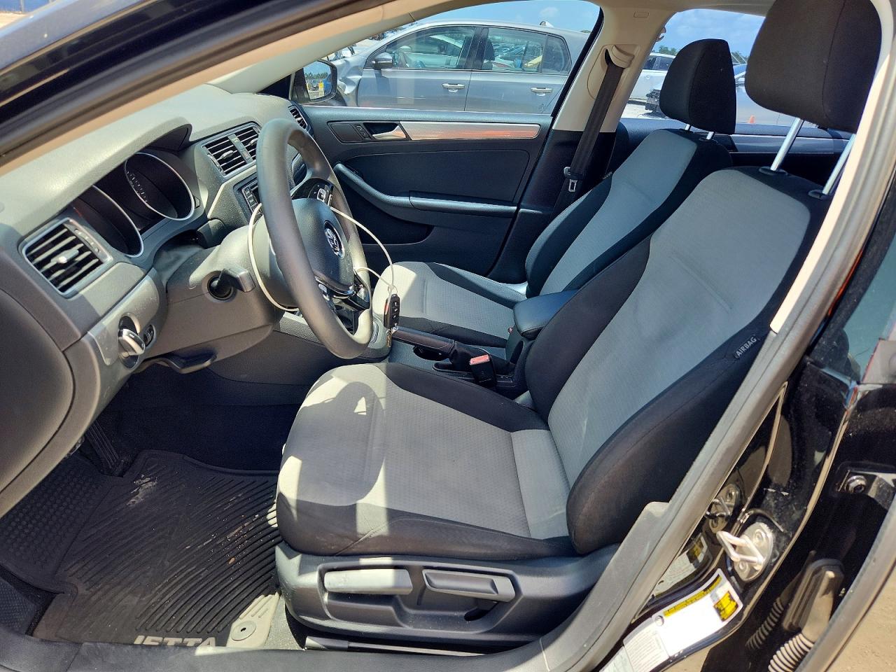 2017 VOLKSWAGEN JETTA