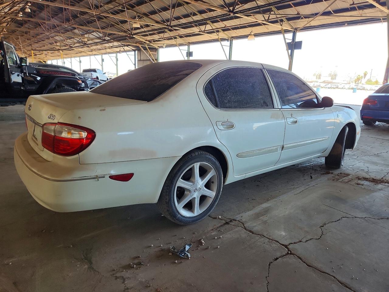2000 INFINITI I30