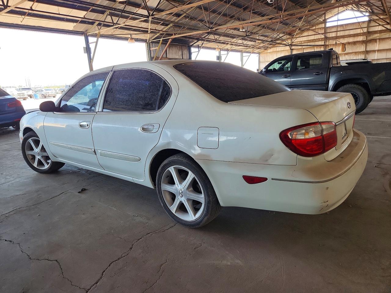 2000 INFINITI I30