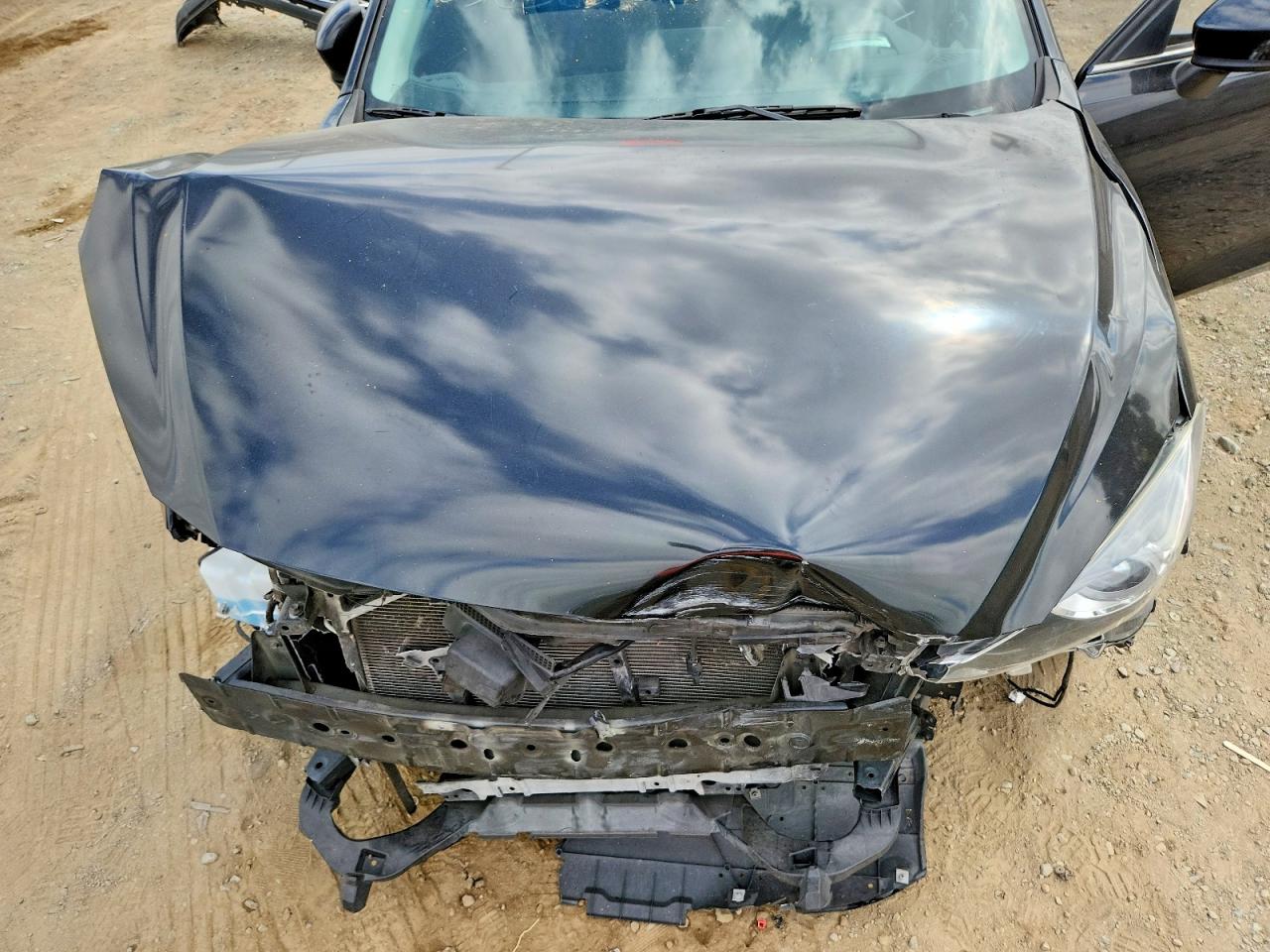 2014 MAZDA 3