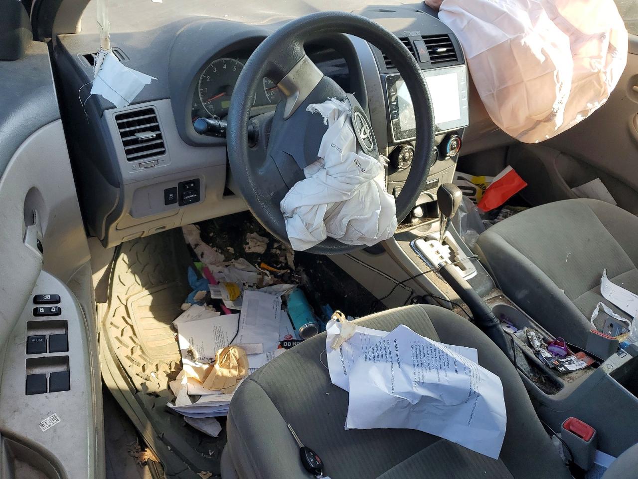 2010 TOYOTA COROLLA