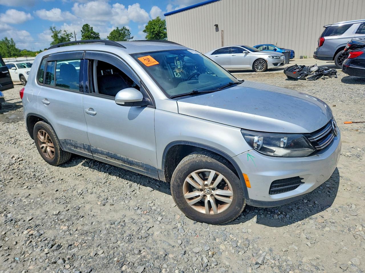 2017 VOLKSWAGEN TIGUAN