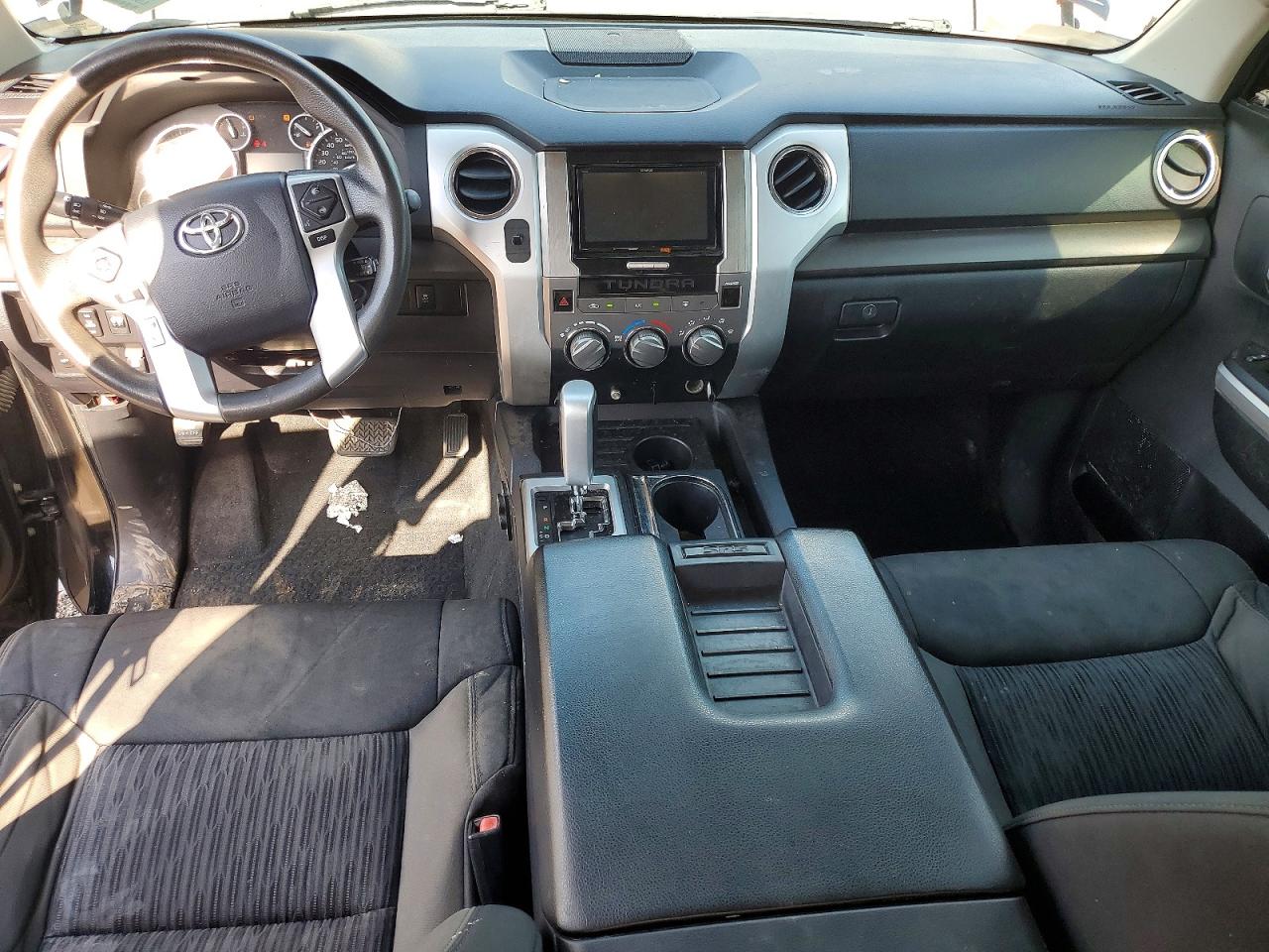 2017 TOYOTA TUNDRA
