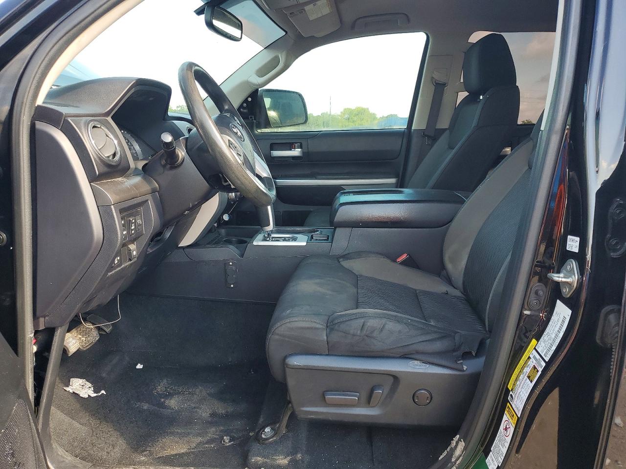 2017 TOYOTA TUNDRA