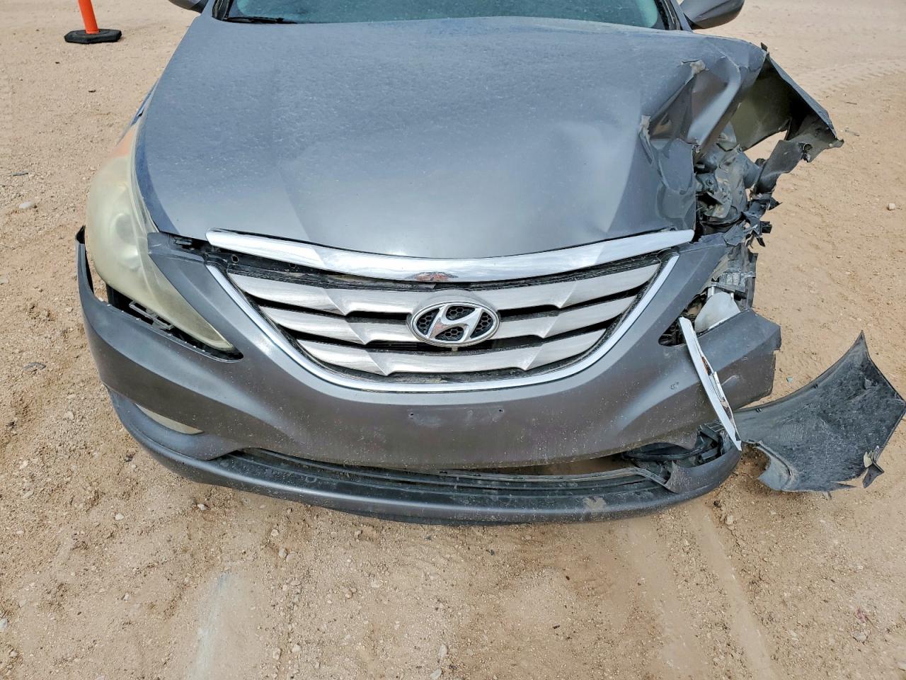 2011 HYUNDAI SONATA