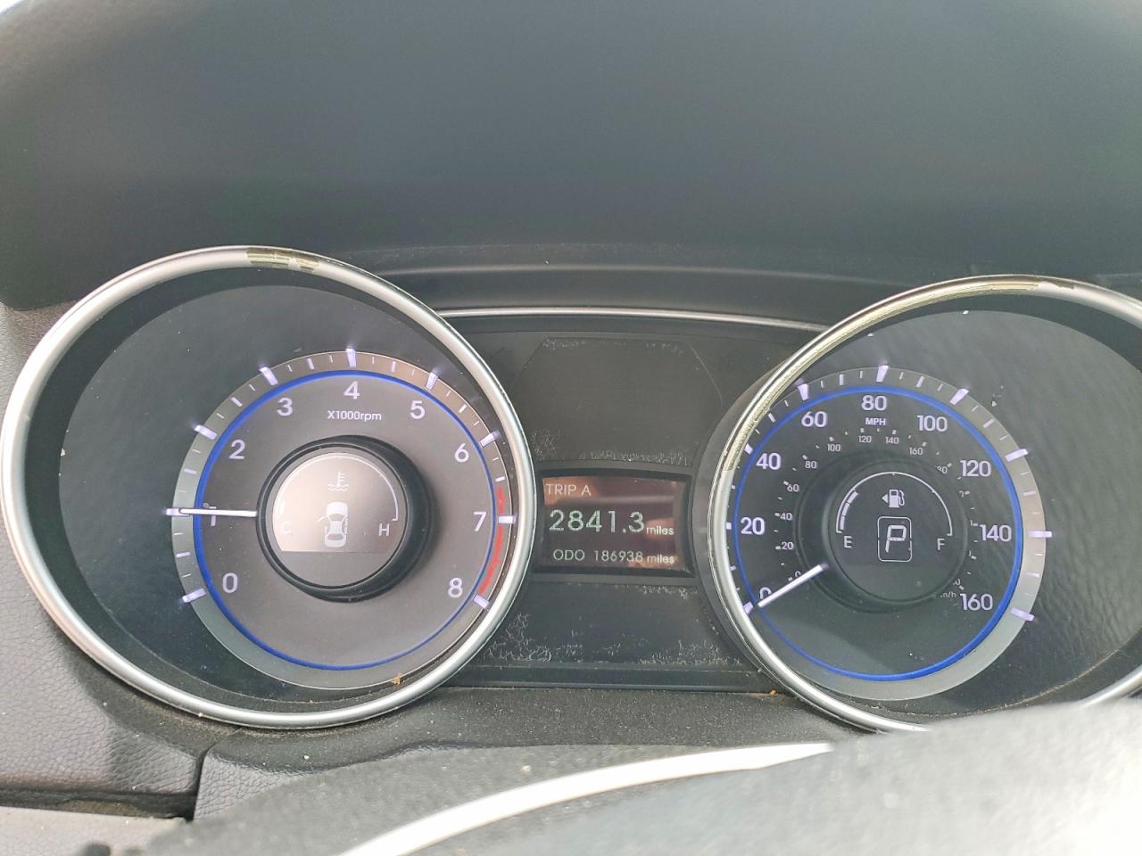 2011 HYUNDAI SONATA