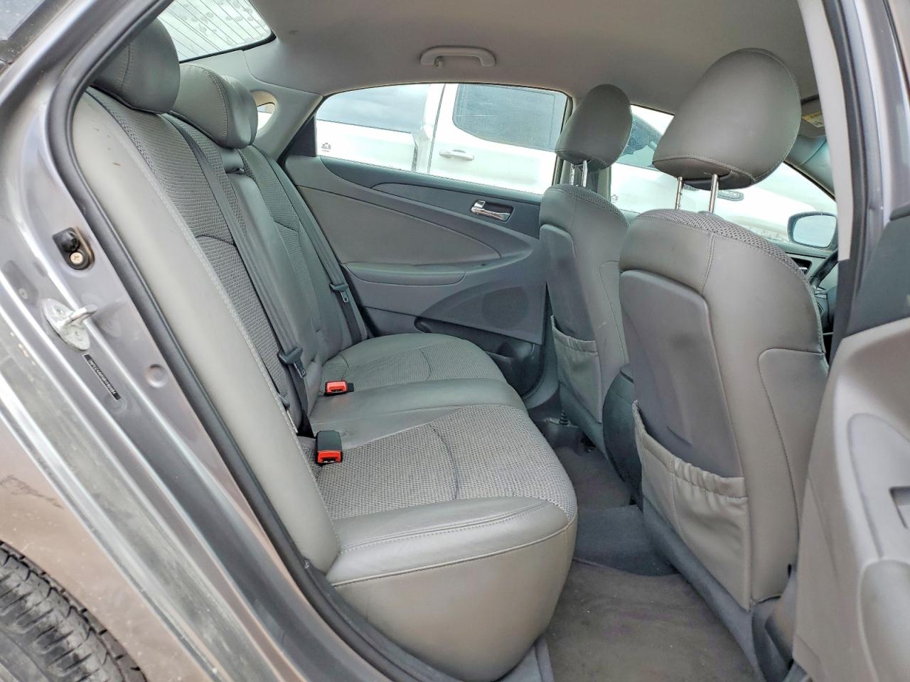 2011 HYUNDAI SONATA