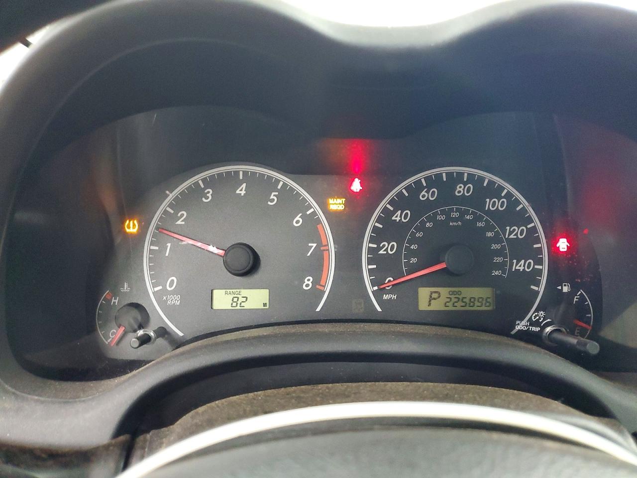 2011 TOYOTA COROLLA  L