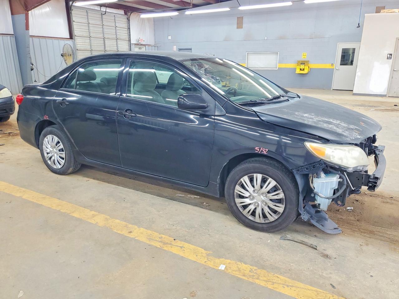 2011 TOYOTA COROLLA  L